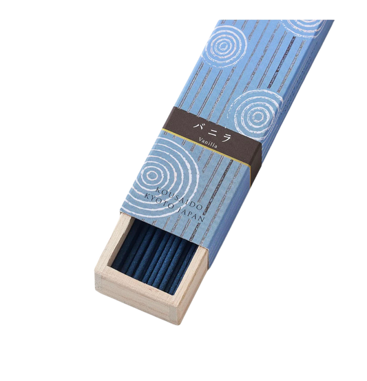 KOUSAIDO – Hyakuraku-ka Vanilla WANILIA (40 szt. + aluminiowa podstawka na kadzidło)