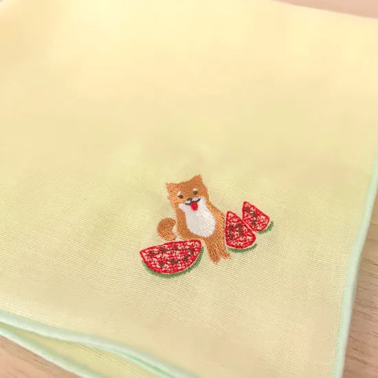 Haftowana chusteczka Nekohirune﻿ (różne wzory)