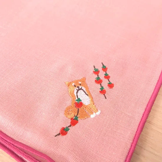 Haftowana chusteczka Nekohirune﻿ (różne wzory)