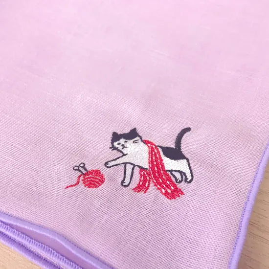 Haftowana chusteczka Nekohirune﻿ (różne wzory)