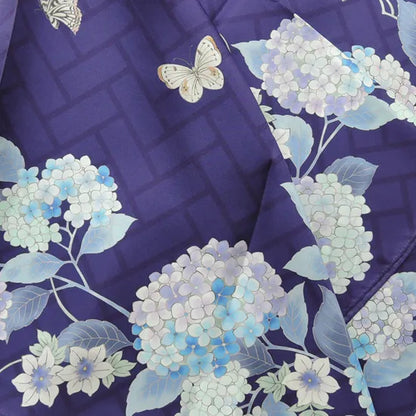 HANA Jedwabna chusta „uczta kwiatów” z motywem hortensji w kolorze granatowym