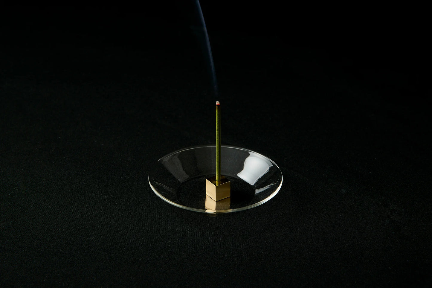 Mosiężna podstawka Kostka i szklana miseczka na kadzidło