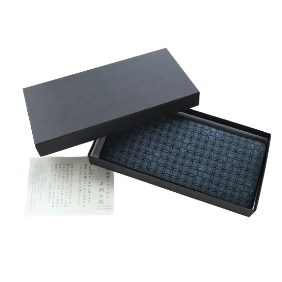 KOMON Długi portfel ze skóry naturalnej z prawdziwego jedwabiu (różne wzory)