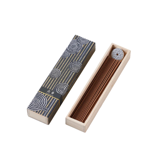 KOUSAIDO – Hyakuraku-ka Jinkō AGARWOOD (40 szt. + aluminiowa podstawka na kadzidło)