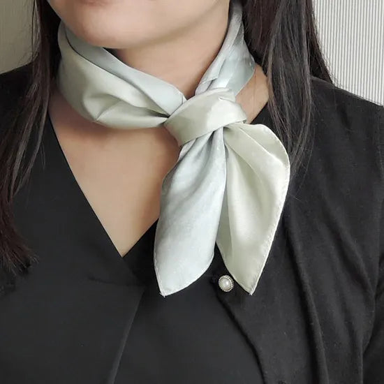 HANA Jedwabna MINI chusta „uczta kwiatów” (różne motywy)