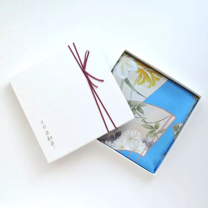 HANA Jedwabna chusta „uczta kwiatów” z motywem wachlarza w kolorze różowym