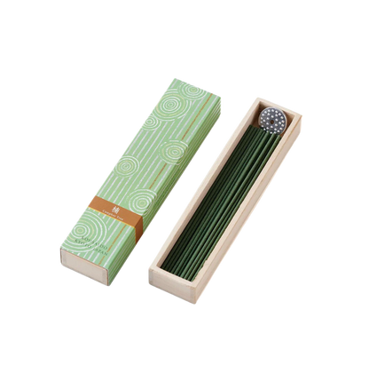 KOUSAIDO – Hyakuraku-ka Kusu KAMFORA (40 szt. + aluminiowa podstawka na kadzidło)