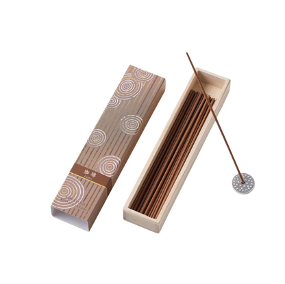 KOUSAIDO – Hyakuraku-ka Kōhī KAWA (40 szt. + aluminiowa podstawka na kadzidło)