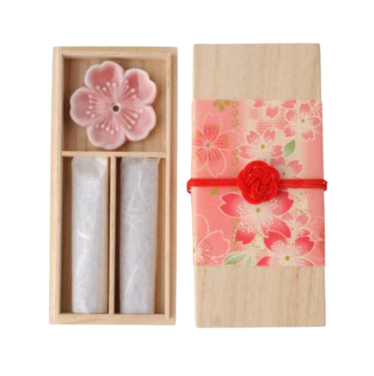 KOUSAIDO – Musubikō Sakura (Zestaw kadzidełek wiśniowych (2x15 szt. + podstawka na kadzidło)