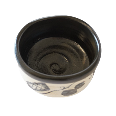 Mini matcha-wan Kuro Oribe﻿ – mała czarka do matchy