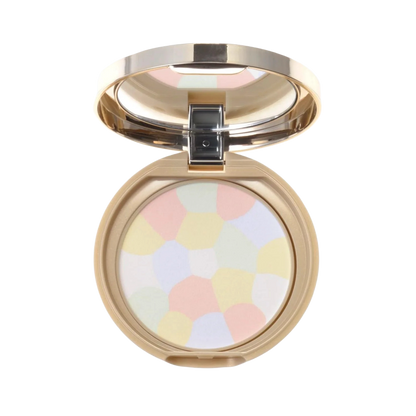 Puder Canmake Marshmallow Finish Powder﻿ z filtrem SPF19 PA++ – dostępny w różnych odcieniach.